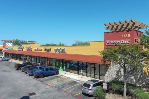 mercado-ExteriorPhoto-032126-32